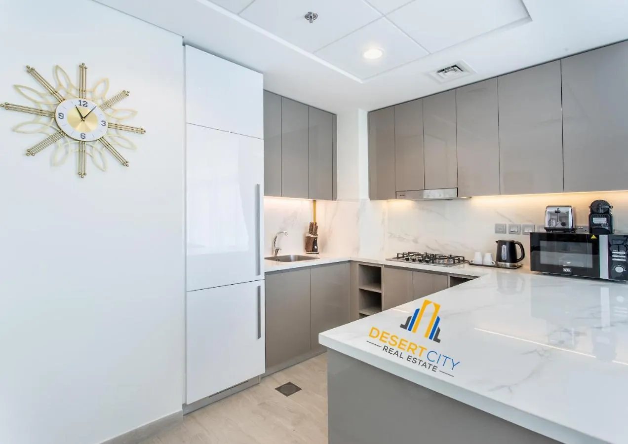 2 Bed In Azzizi Farhad With Burj Khalifa View By Desert City Stays Dubai 0*,