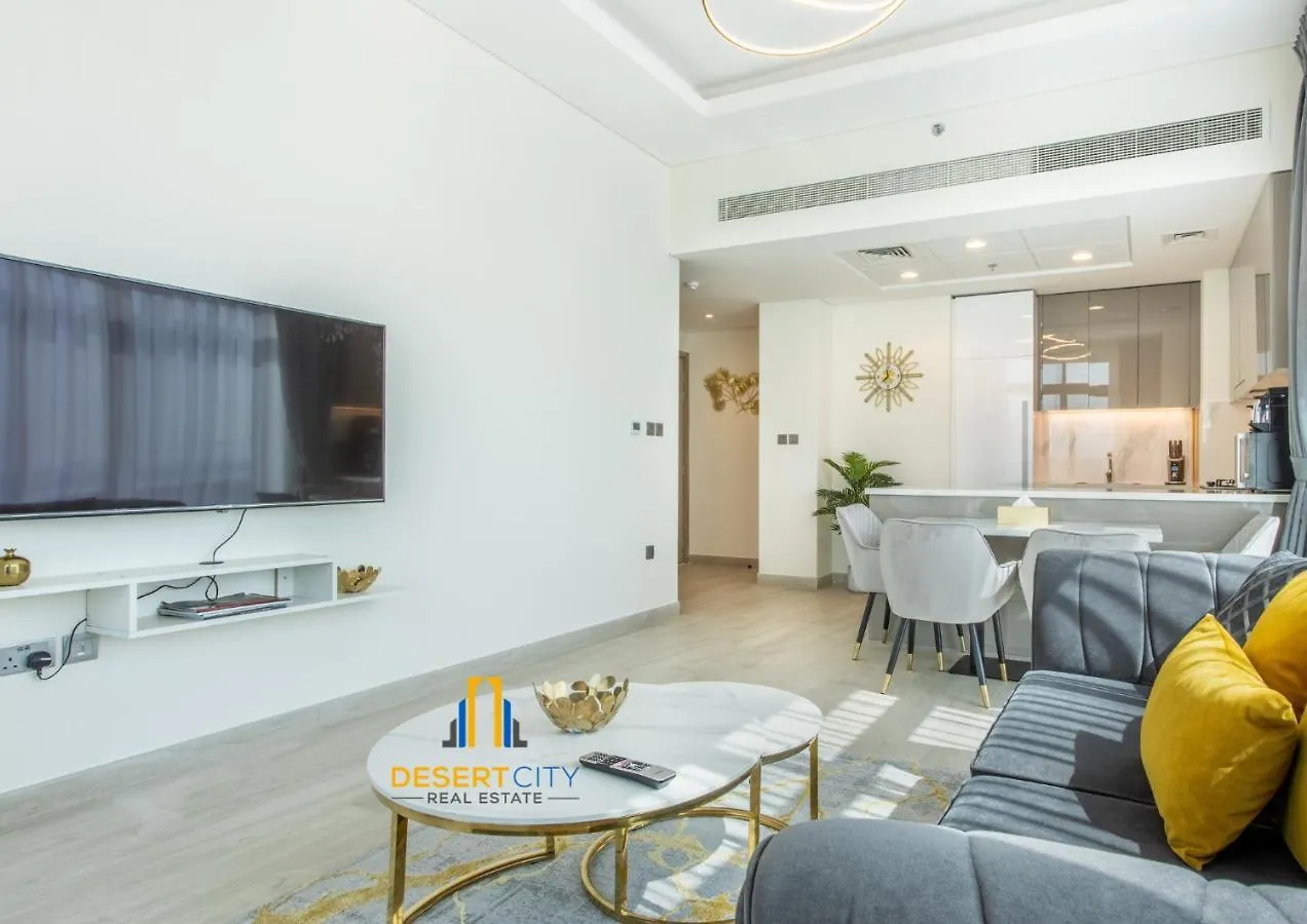 2 Bed In Azzizi Farhad With Burj Khalifa View By Desert City Stays Dubai Apartment
